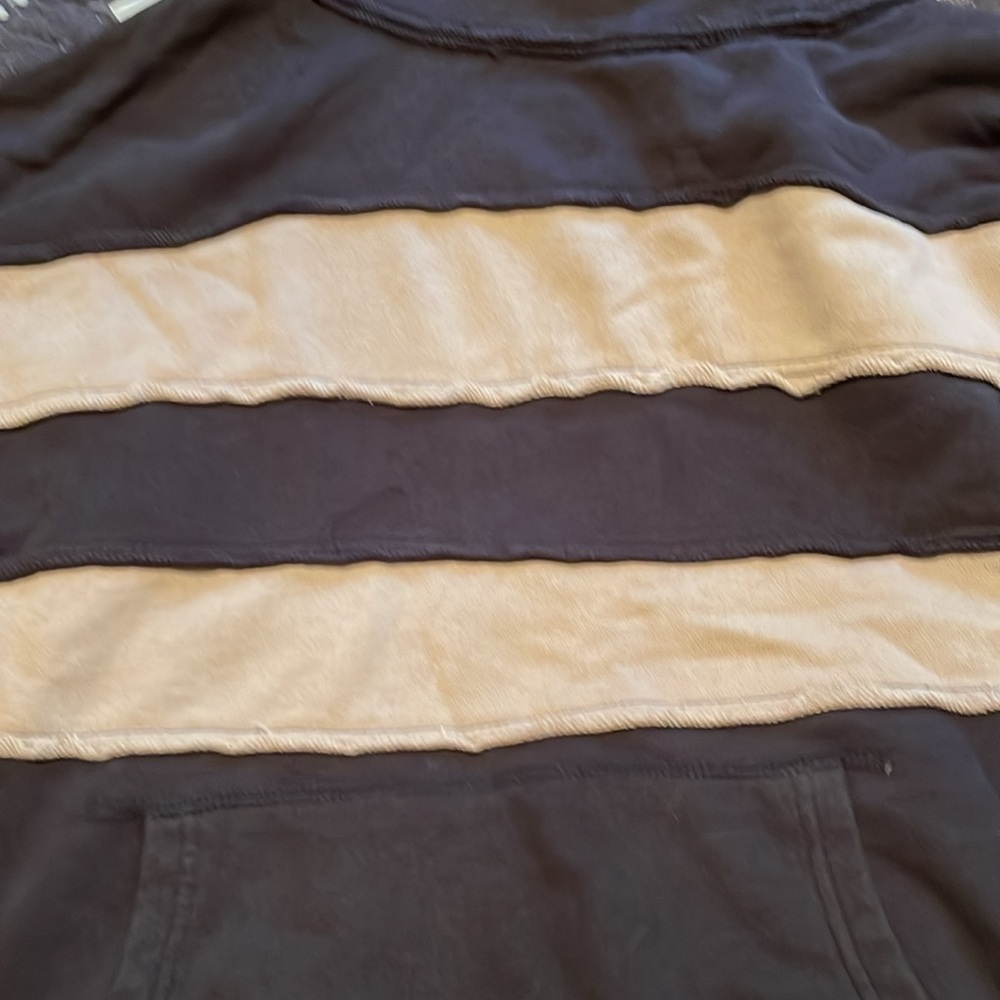 Spotted In Stripes Pullover - Picture 3 of 8